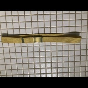 Kids pale yellow webbed belt